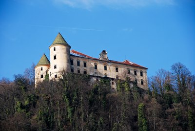 Grad Podčetrtek bo končno v občinski lasti - Novice.si
