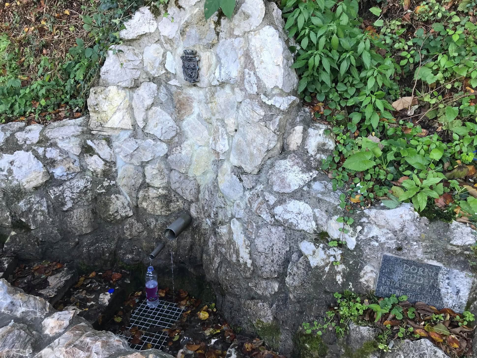 Celje: Vodo iz studencev je treba prekuhati